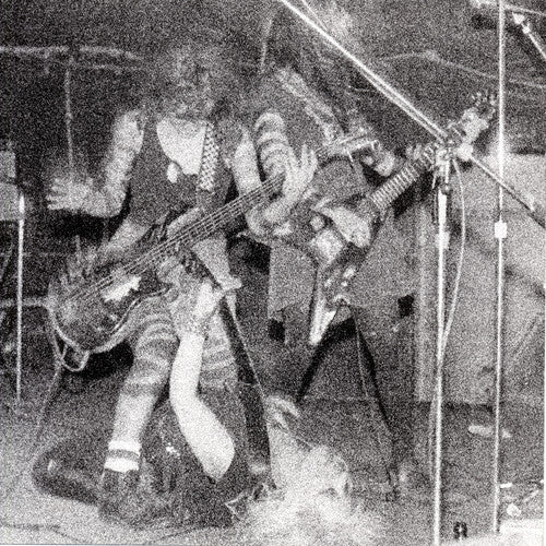 the album cover for L7 - L7