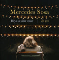 the album cover for Mercedes Sosa - Deja La Vida Volar-En Gira [Import]