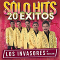 the album cover for Invasores De Nuevo Leon - Solo Hits 20 Exitos
