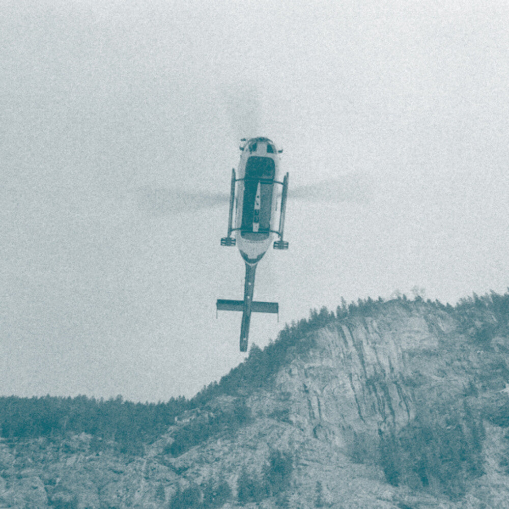 the album cover for Luís Fernandes - Demora