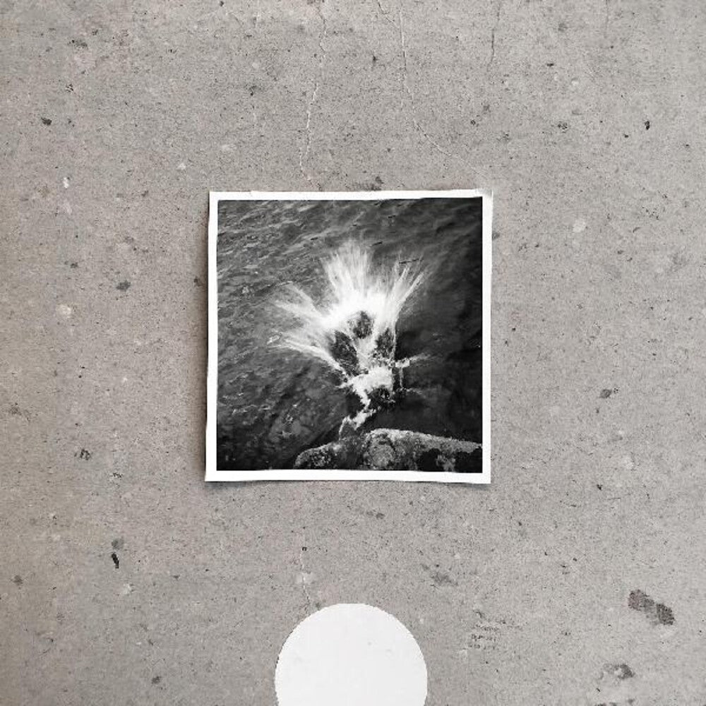 the album cover for Nils Frahm - Empty